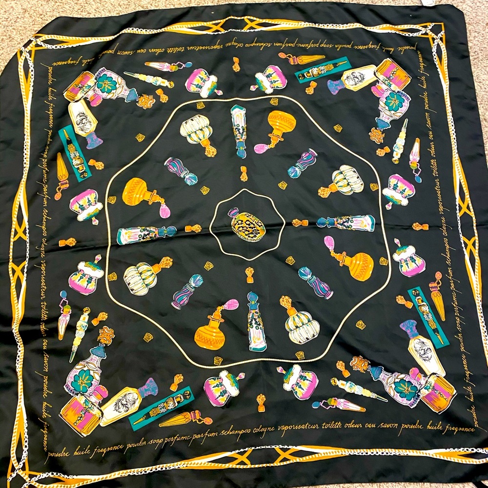 Silky patterned Scarf
